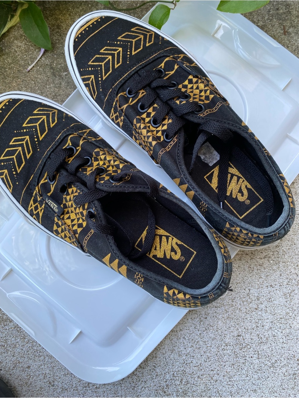 Vans Black & Gold Patterned Low-Top Sneakers